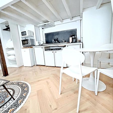 カンヌMini Duplex 50M Du Vieux Portアパートメント エクステリア 写真